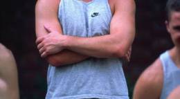 Кадр из фильма "Парень-каратист 4" - 1