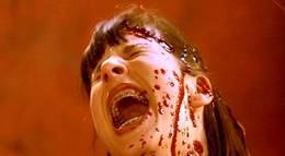 Кадр из фильма "Презерватив-убийца" - 2