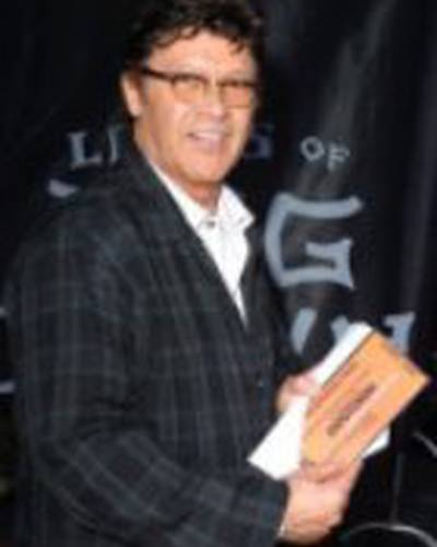 Робби Робертсон фото