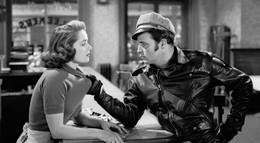 Кадр из фильма "Дикарь" - 2