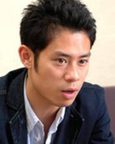 Ацуси Ито фото