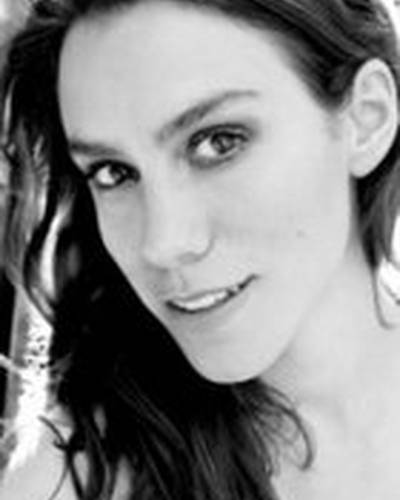 Эмили Бруни фото