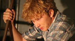 Кадр из фильма "Битва божьих коровок" - 2