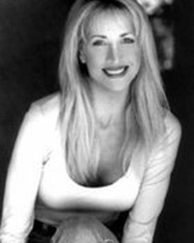 Kathleen Kitts фото