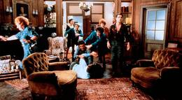 Кадр из фильма "Апартаменты ноль" - 2