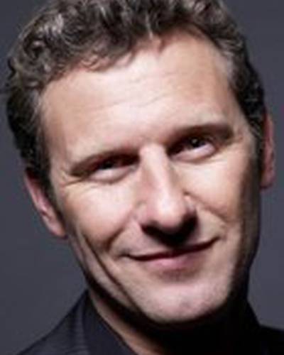 Адам Хиллс фото