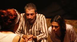 Кадр из фильма "Yeni Dünya" - 1