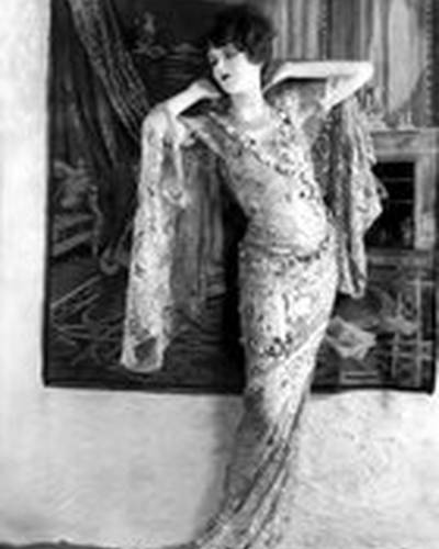 Джун Коллье фото