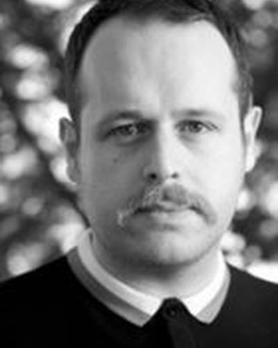 Дэниэл Хоффман-Гилл фото