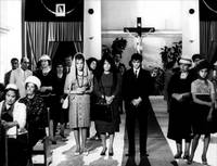 Кадр Мама Рома