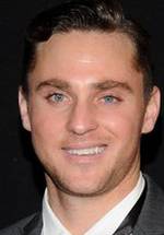 Дерек Магияр фото