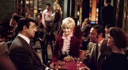 Кадр из фильма "Цветок кактуса" - 2