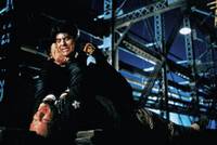 Кадр На расстоянии удара