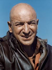 Кадр Козерог один