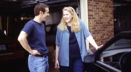 Кадр из фильма "Июньский жук" - 2