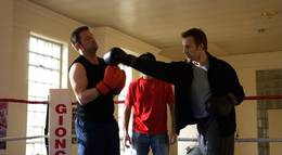 Кадр из фильма "Беспомощный" - 1