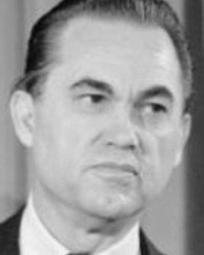 Джордж Уоллес фото