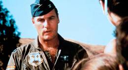 Кадр из фильма "Призыв к Славе" - 1