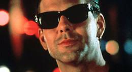 Кадр из фильма "Дикая орхидея" - 1