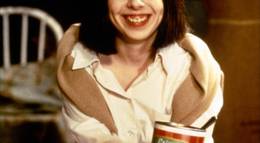 Кадр из фильма "Заговор проказниц" - 2