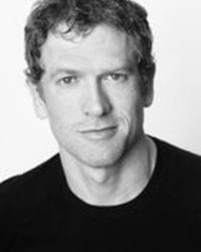 Ник Фарнелл фото