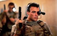 Кадр Универсальный солдат