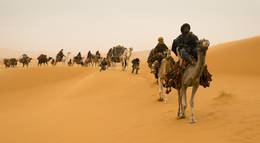 Кадр из фильма "Лекарь: Ученик Авиценны" - 1