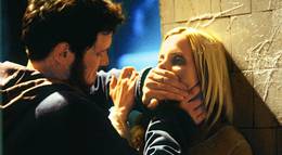 Кадр из фильма "Травма" - 2