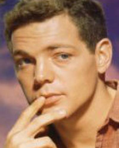 Джеймс МакАртур фото