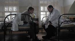 Кадр из фильма "Палата №6" - 2