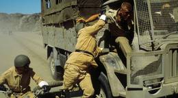 Кадр из фильма "Красный скорпион" - 2