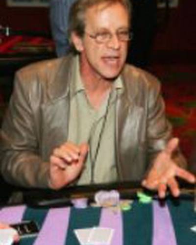 Ричард Джиллилэнд фото