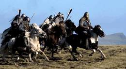 Кадр из фильма "Беовульф и Грендель" - 2