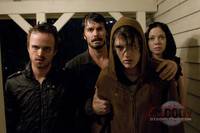 Кадр Последний дом слева