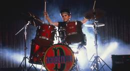 Кадр из фильма "Всё наоборот" - 2