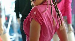 Кадр из фильма "Грязная любовь" - 1