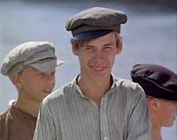 Кадр Красные пчелы