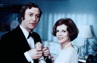 Кадр Калифорнийский отель