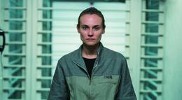 Кадр из фильма "Все ради нее" - 2