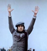 Кадр Белый, красный и...