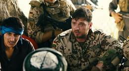 Кадр из фильма "Между мирами" - 1