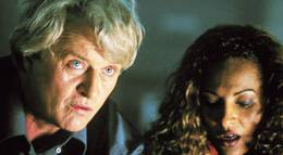 Кадр из фильма "Бешеная" - 1