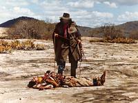 Кадр Дракон зла против святого воителя