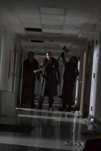 Кадр Зуб и ноготь