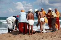 Кадр Священная бутыль 2