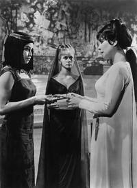 Кадр Клеопатра