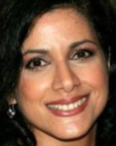 Сандра Сантьяго фото