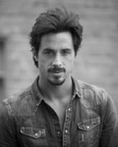 Этан Маккинли фото