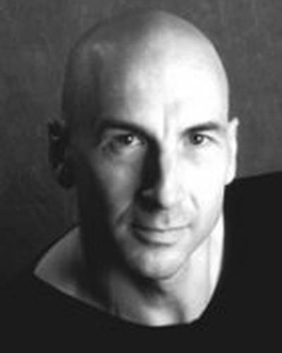 Брайан Росс Хьюс фото