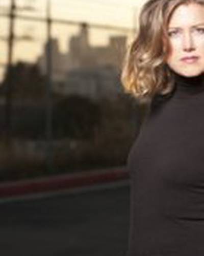 Женевьева Адэлл фото